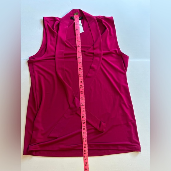 NWT. Banana Republic Factory. Sleeveless top/blouse. - Picture 2 of 8